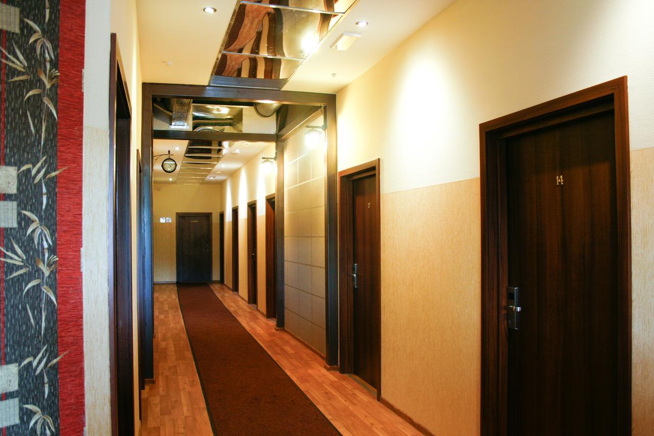 שצ'צ'ין Hotel 7 מראה חיצוני תמונה